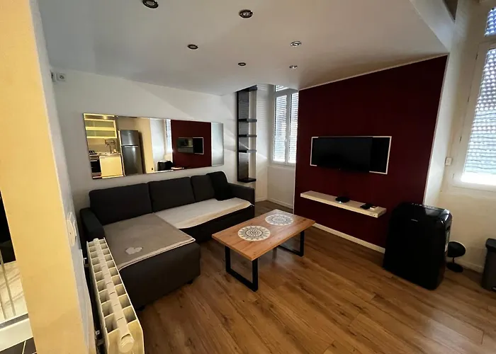 Superbe Duplex Climatisée * Nimes